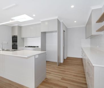 The Home That Perfectly Balances Space, Luxury & Function - Photo 1