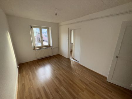 Location Appartement 3 pièces 56m² - Photo 3