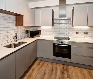 2 bedroom flat to rent - Photo 3