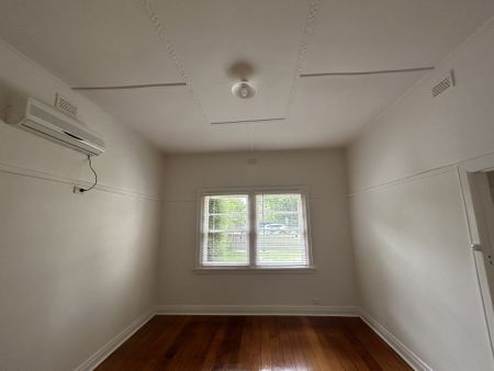 ONE BEDROOM COTTAGE ! - Photo 5