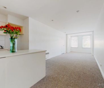 1 Bed, 1 Bath - Photo 2