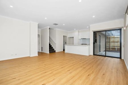 Unit 1/6 James Avenue, Mitcham. - Photo 2