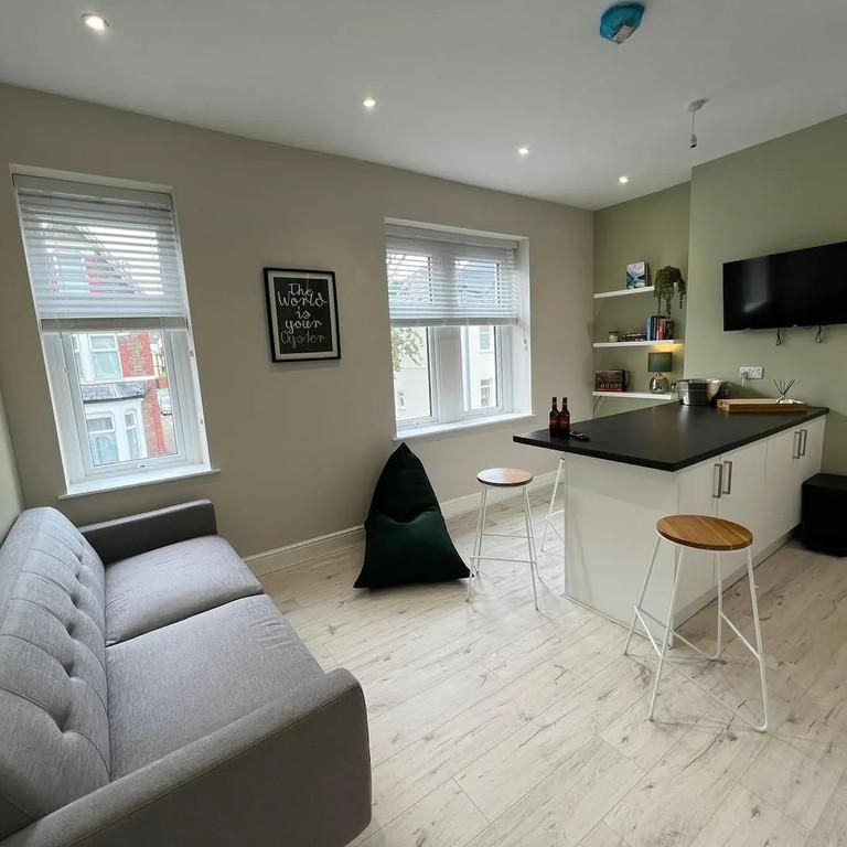 2 bedroom apartment to rent - Photo 1