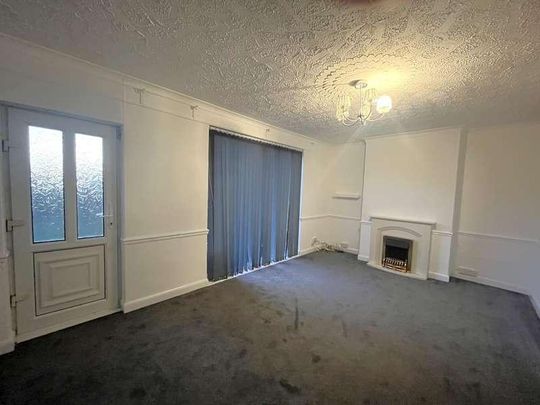 Heathland Avenue, Birmingham, B34 - Photo 1