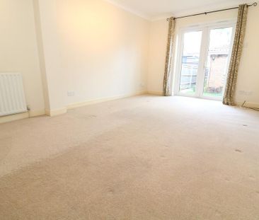 2 bedroom end of terrace house to rent - Photo 1