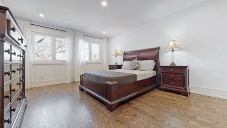 For Lease - 54 Fairmeadow Avenue, Toronto, Ontario - Photo 5