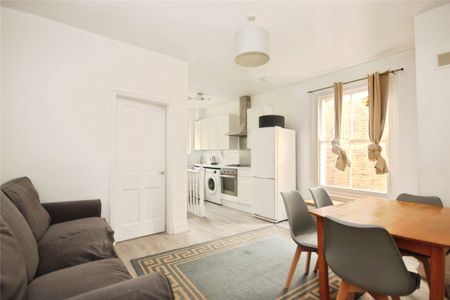 Telford Avenue, London, SW2 4XQ - Photo 2