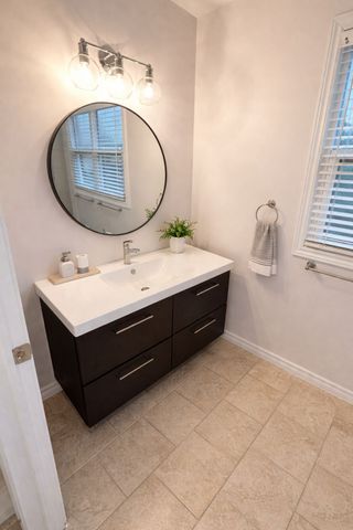 For Lease - 116 Lindsay Court, Orangeville, Ontario - Photo 5