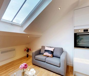 Apt 76, Onyx Residence - Photo 3