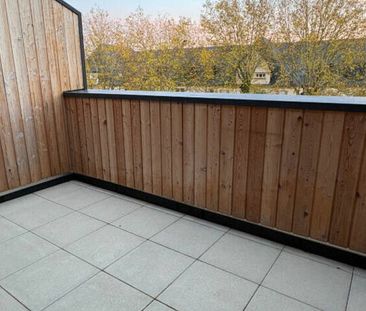 F2-RESIDENCE NEUVE - CUISINE EQUIPEE - PARKING - CAVE -BALCON - Photo 5