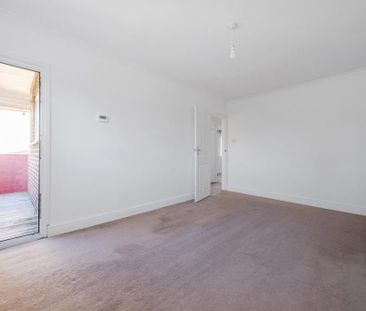 2 bedroom maisonette to rent - Photo 3