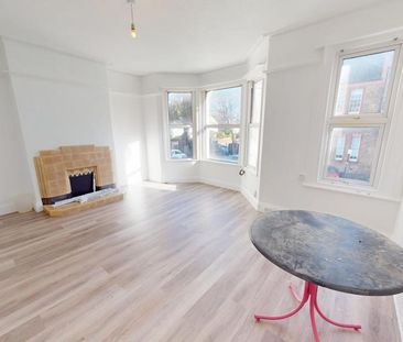 3 bedroom maisonette to rent - Photo 1