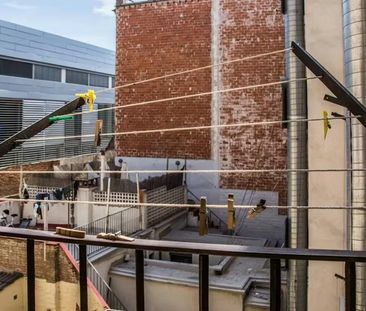 Carrer de Valldonzella, Barcelona, Catalonia 08001 - Photo 3