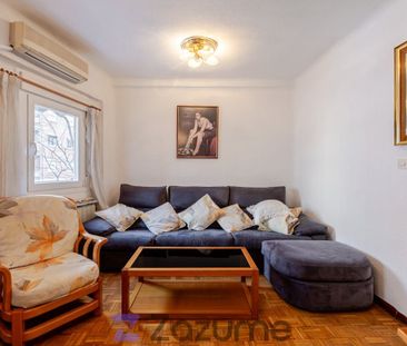 Piso de alquiler en Av. de Ntra. Sra. de Fátima, Vista Alegre - Photo 1