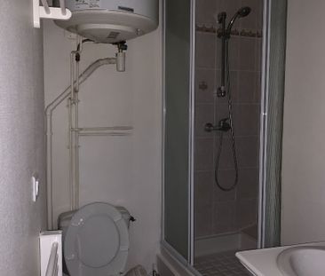 studio meublé en ville avec terrasse - Photo 2