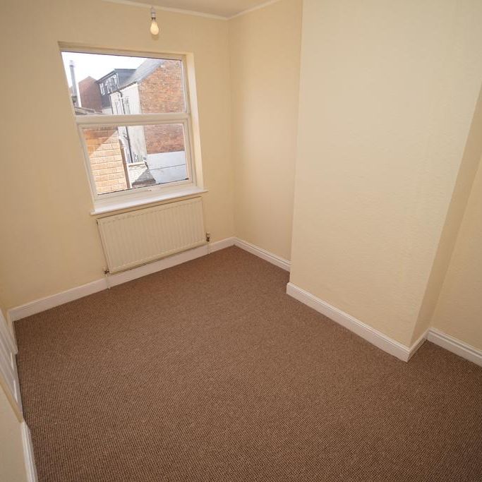 3 bedroom end of terrace house to rent - Photo 1