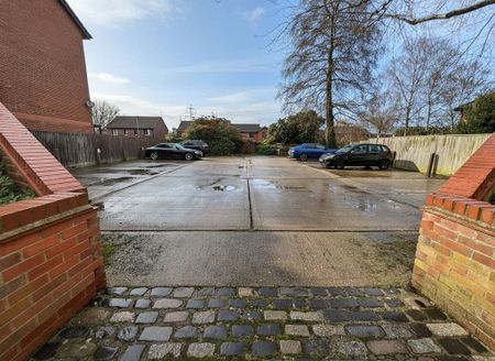 1 bedroom flat to rent - Photo 4