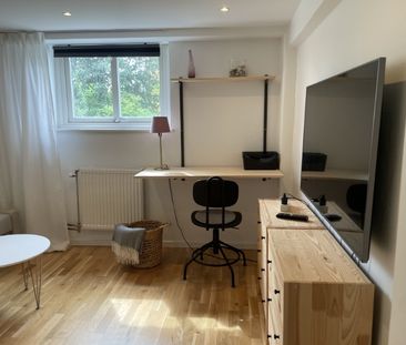 Älvsjö - 1rok - tillsv - 9.775kr/mån - Photo 1