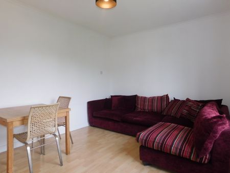 Carrick Knowe Gardens, Edinburgh, EH12 7EY - Photo 2