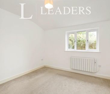2 bedroom bungalow to rent - Photo 6