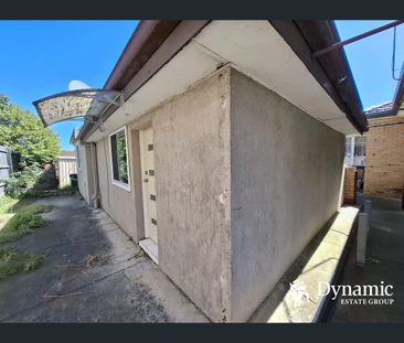 1592A Dandenong Road, Huntingdale, Vic 3166 - Photo 1