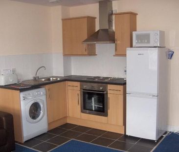 2 bedroom flat to rent - Photo 3