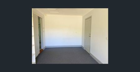 FOUR BEDROOM HOME IN BOAMBEE EAST - Photo 4