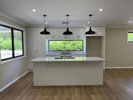 Modern Comfort Close To Town - Photo 5