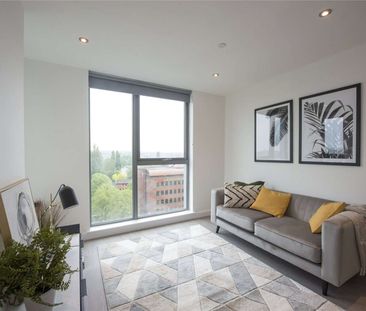 Rent at the iconic Thames Quarter building with super on site ameni... - Photo 4