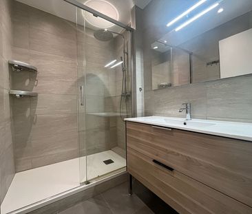 Location Appartement 4 pièces 72m² RILLIEUX LA PAPE 69140 - Photo 6