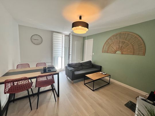 Location Appartement 4 pièces 63m² GRENOBLE 38000 - Photo 1