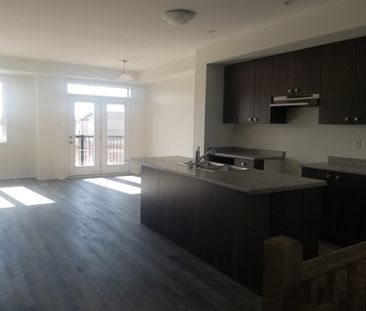 For Lease - 82 Feather Road, Welland, Ontario - Photo 5