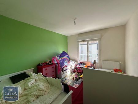 Location Appartement 4 pièces 80m² DEOLS 36130 - Photo 5