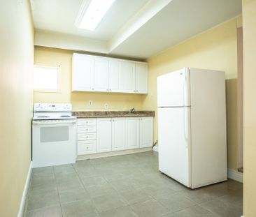 For Lease - 399 Lawrence Avenue Unit# Basement, Toronto, Ontario - Photo 4