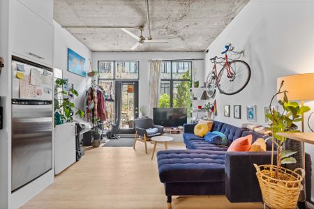 Condo for rent, Montréal (Le Sud-Ouest) - Photo 4