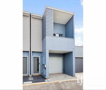 Charming Fitzgibbon Home at Unbeatable Price! - Photo 1