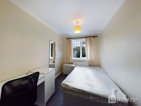 1 bed house / flat share to rent in Richard Avenue, Wivenhoe - Photo 3