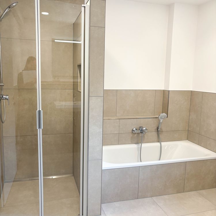 Attraktive 3-Zimmer-Wohnung mit Balkon in Estenfeld – kernsaniert in 2025 - Foto 1