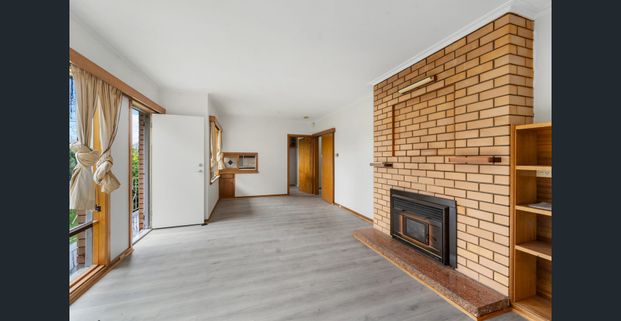 3 Bedroom Home in a Convenient Location - Photo 1