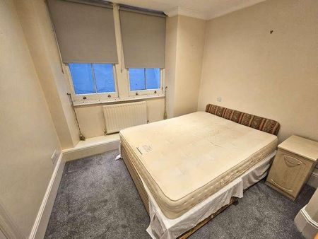 Emperors Gate, London, SW7 - Photo 3