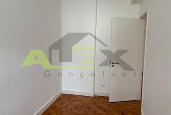 Apartamento T4 em Lisboa