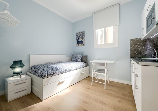 Carrer Nou de la Rambla, Barcelona, Catalonia