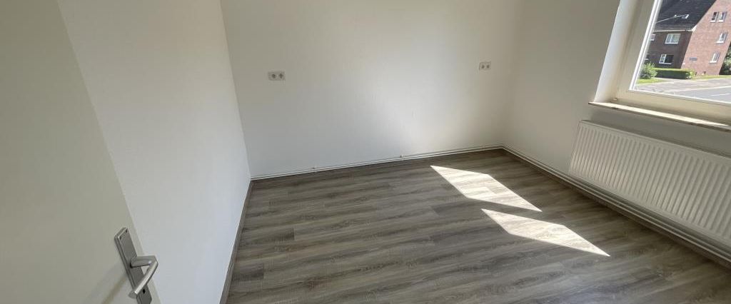 Bereits modernisierte 2-ZKB-Wohnung in der Peterstraße zu vermieten! - Foto 1