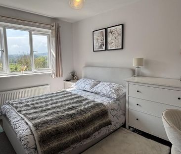 2 bedroom end of terrace house to rent - Photo 1