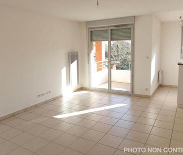 location Appartement T2 DE 48.02m² À LYON - Photo 2