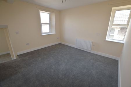 1 Bed Property To Rent - Photo 2