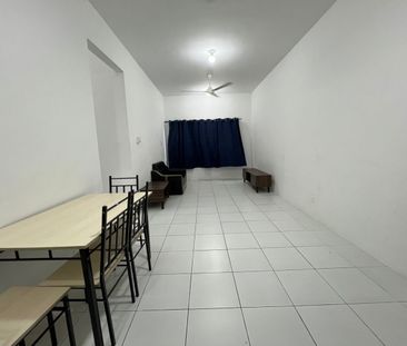 Acacia Apartment | Menggatal | 1st Floor | Partially Furnished - Foto 2