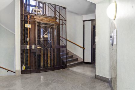 Katarina Bangata 75 - Photo 4