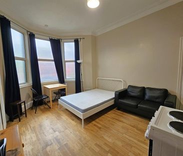 Studio to rent - Photo 5