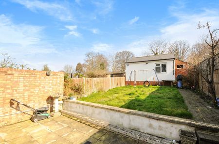 Hampden Way, Southgate, London, N14 - Photo 4